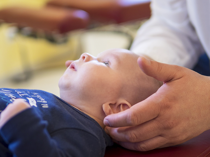 Amerikanische Chiropraktik bei Kindern und Säuglingen